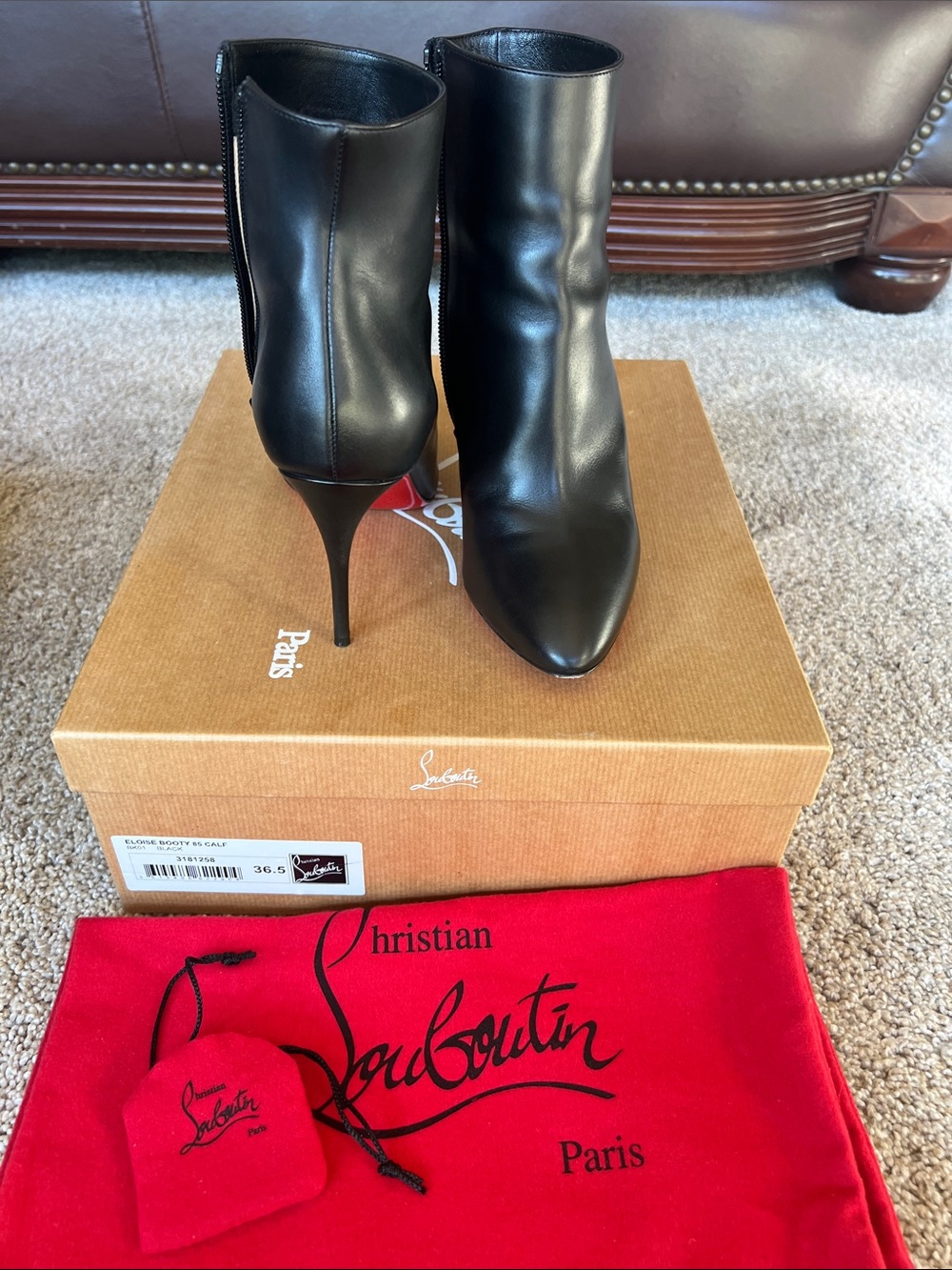 Christian Louboutin Eloise Booty 85 Calf VGUC